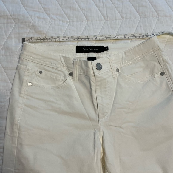 Calvin Klein Jeans cropped white pants - Picture 3 of 6